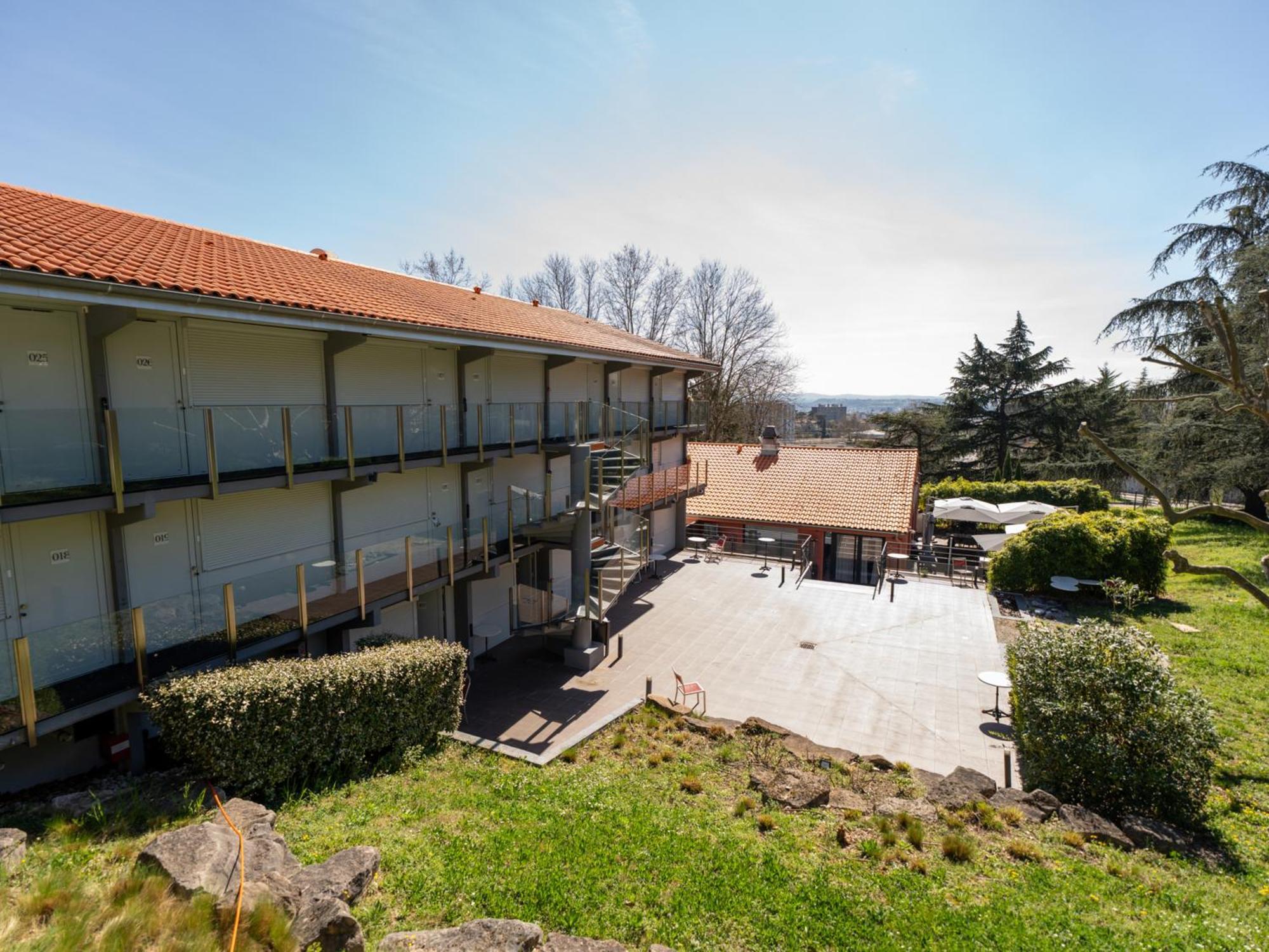 Hotel Kyriad Lyon Sud Foy 3*