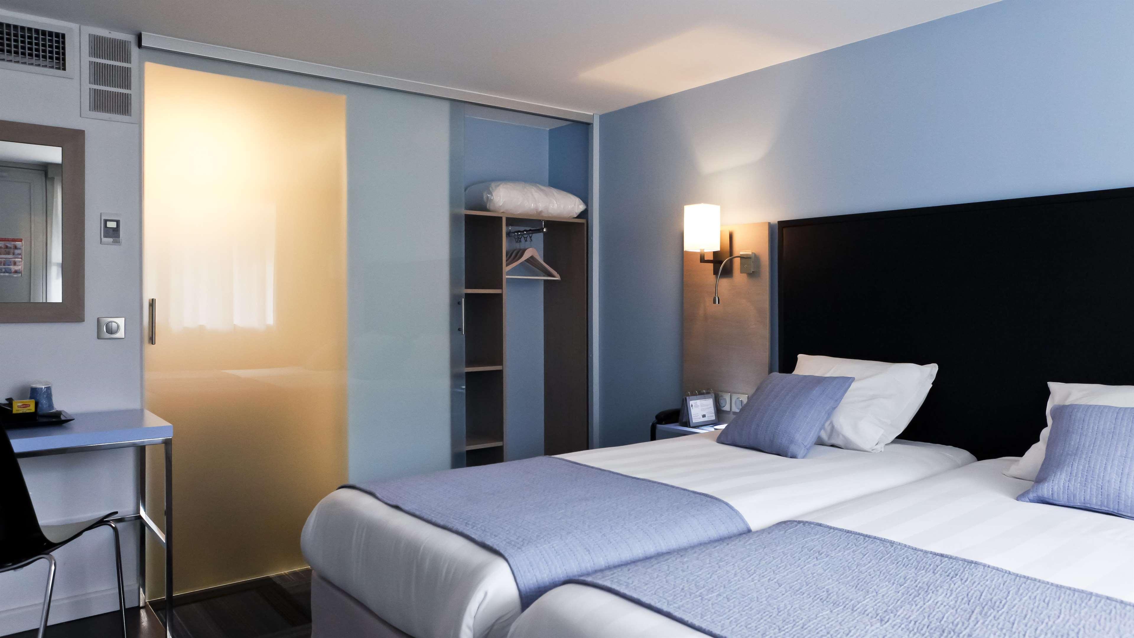 Hotel Kyriad Lyon Sud Foy 3*