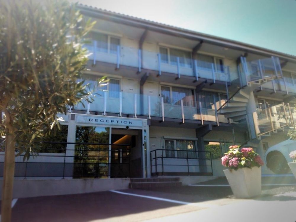 Kyriad Lyon Sud Foy Hotel 3*